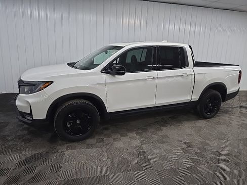 Used 2023 Honda Ridgeline Black Edition image 6
