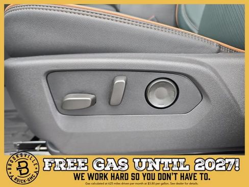 New 2026 GMC Yukon AT4 w/ AT4 Premium Plus Package AWD/4WD image 20