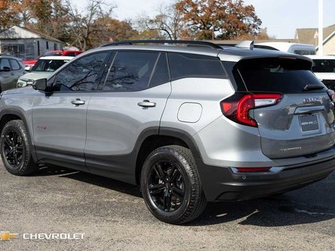 Used 2023 GMC Terrain AT4 w/ Tech Package image 9