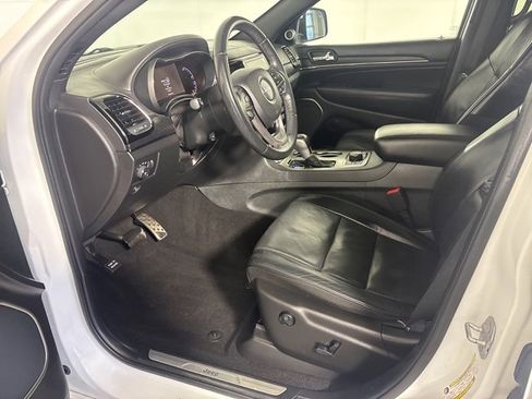 Certified 2019 Jeep Grand Cherokee High Altitude image 16