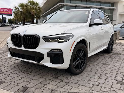 Used 2021 BMW X5 xDrive40i w/ M Sport Package AWD/4WD image 1