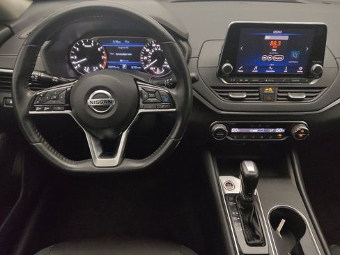 Used 2019 Nissan Altima 2.5 SV image 22