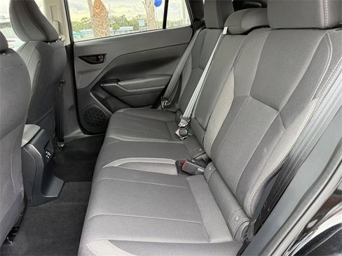 Used 2025 Subaru Crosstrek 2.0i Premium image 14