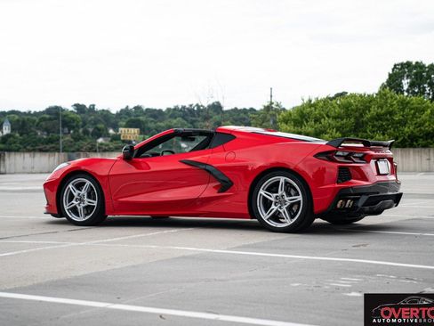 Used 2023 Chevrolet Corvette Stingray Preferred Cpe w/ Z51 Performance Package RWD image 6