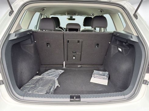 Certified 2024 Volkswagen Taos S FWD image 27
