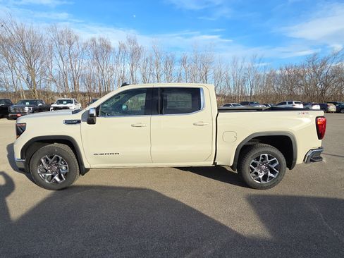 New 2026 GMC Sierra 1500 SLE w/ X31 Off-Road Package image 5