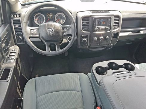 Used 2019 RAM 1500 Express AWD/4WD image 11