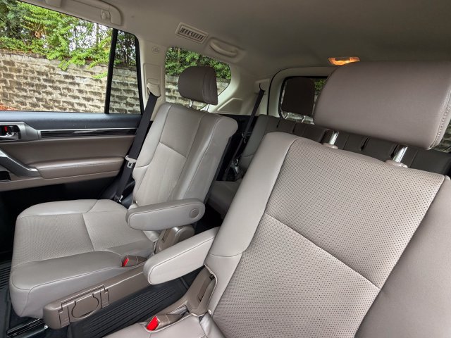 Certified 2023 Lexus GX 460 Premium w/ Accessory Package AWD/4WD image 35
