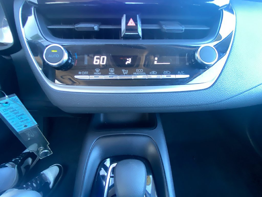 Used 2024 Toyota Corolla LE FWD image 22
