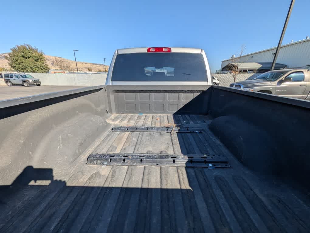 Used 2013 RAM 2500 Tradesman w/ Chrome Appearance Group AWD/4WD image 12