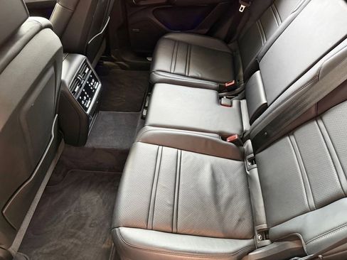 Certified 2020 Porsche Cayenne S AWD/4WD image 27