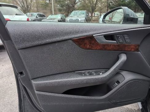 Used 2019 Audi A4 2.0T Premium w/ Convenience Package image 13