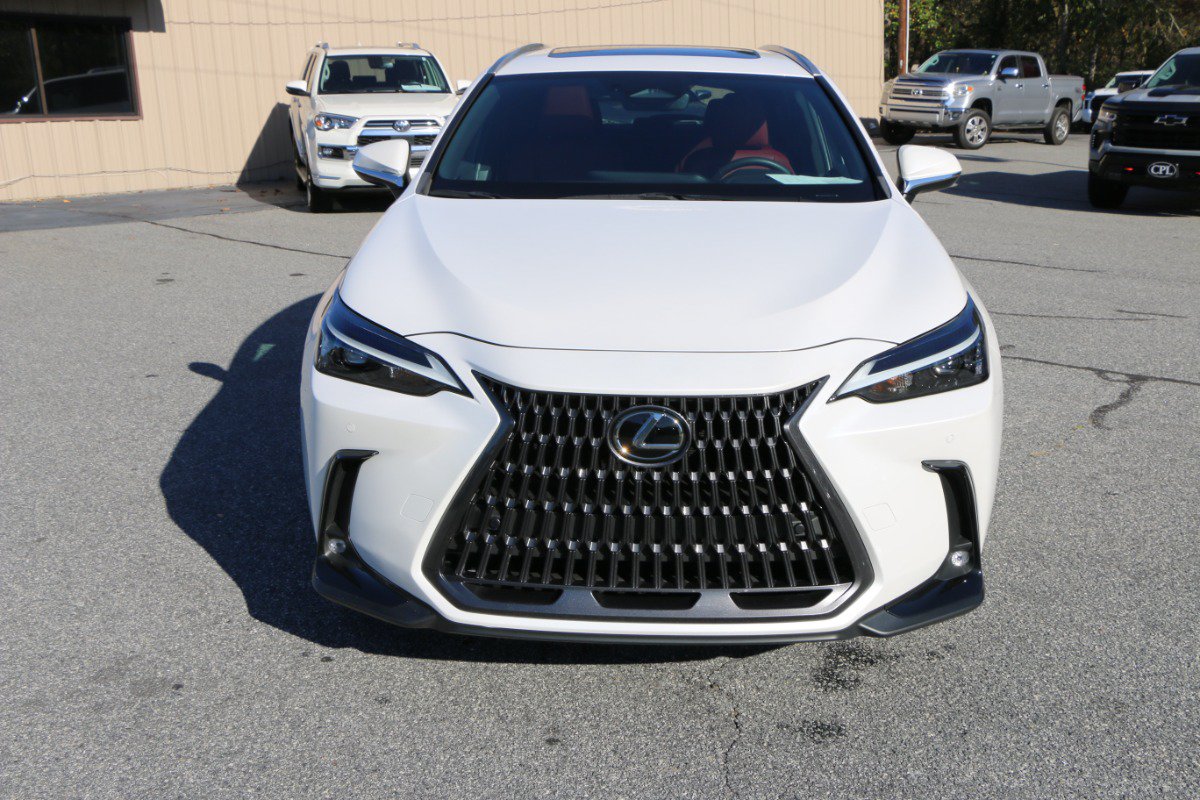 Used 2024 Lexus NX 250 FWD w/ Cold Area Package image 11