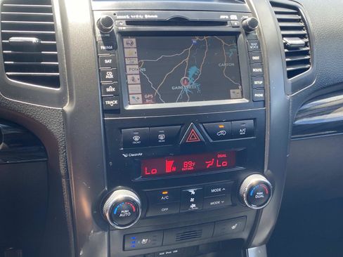 Used 2013 Kia Sorento SX w/ SX Premium Pkg FWD image 23