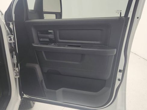 Used 2024 RAM 3500 Tradesman w/ Chrome Appearance Group image 79