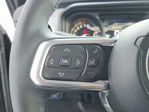 Certified 2025 Jeep Wrangler Unlimited Sahara AWD/4WD image 23