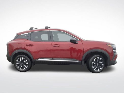 New 2026 Nissan Kicks SV image 2