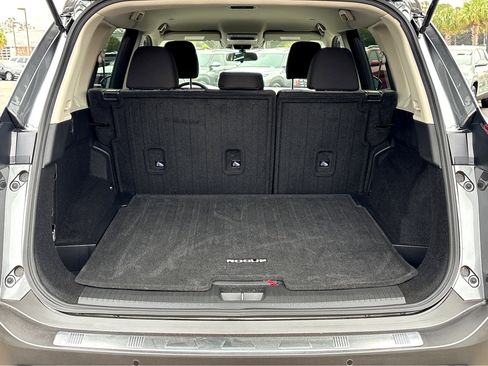 Used 2022 Nissan Rogue SV image 27