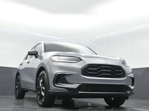 Certified 2024 Honda HR-V Sport image 5