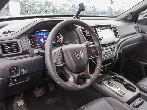 Used 2022 Honda Pilot TrailSport image 21