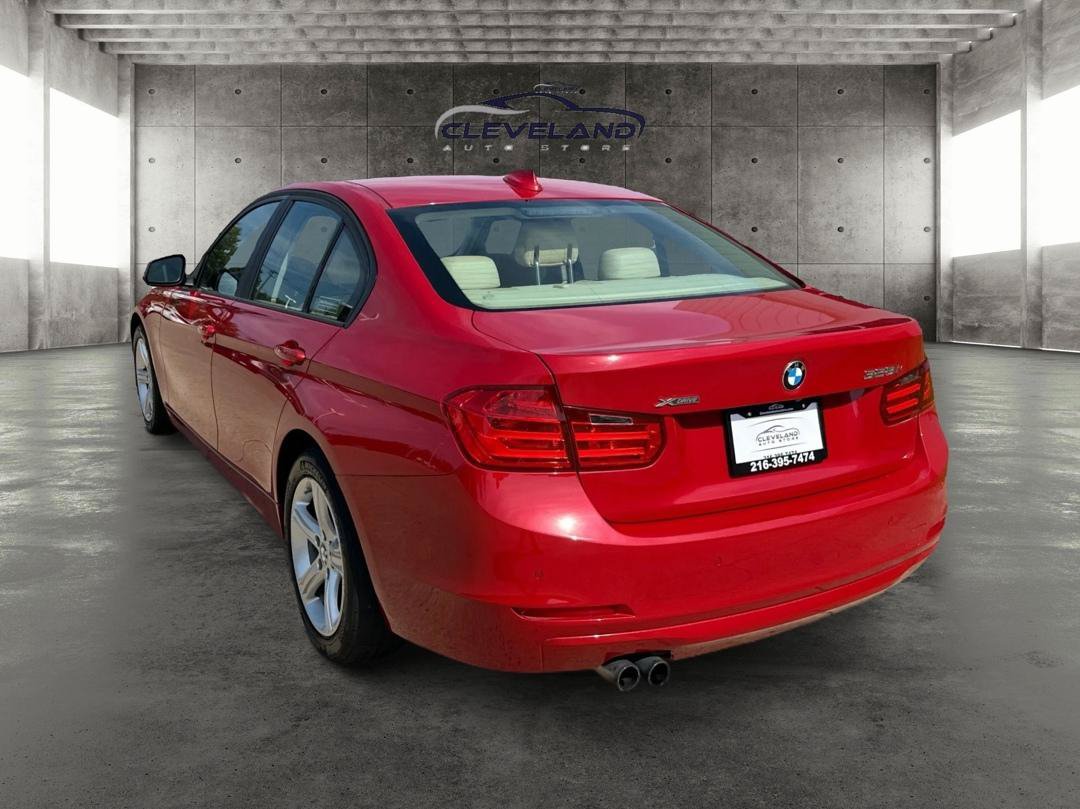 Used 2013 BMW 328i xDrive Sedan AWD/4WD image 5