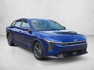 Used 2025 Kia K4 FWD video 3