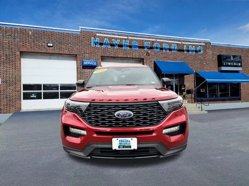 Used 2022 Ford Explorer ST-Line w/ Class IV Trailer Tow Package image 3