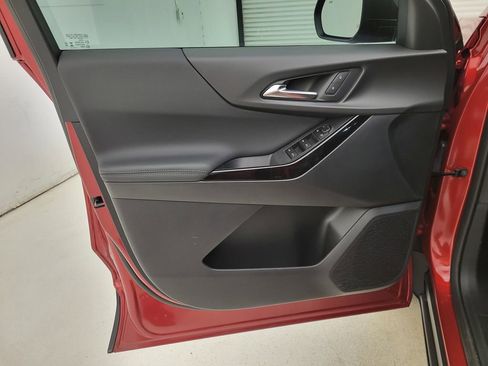 New 2026 Chevrolet Equinox LT w/ Midnight Edition FWD image 22