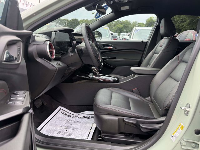 Certified 2024 Chevrolet Trax RS FWD image 10