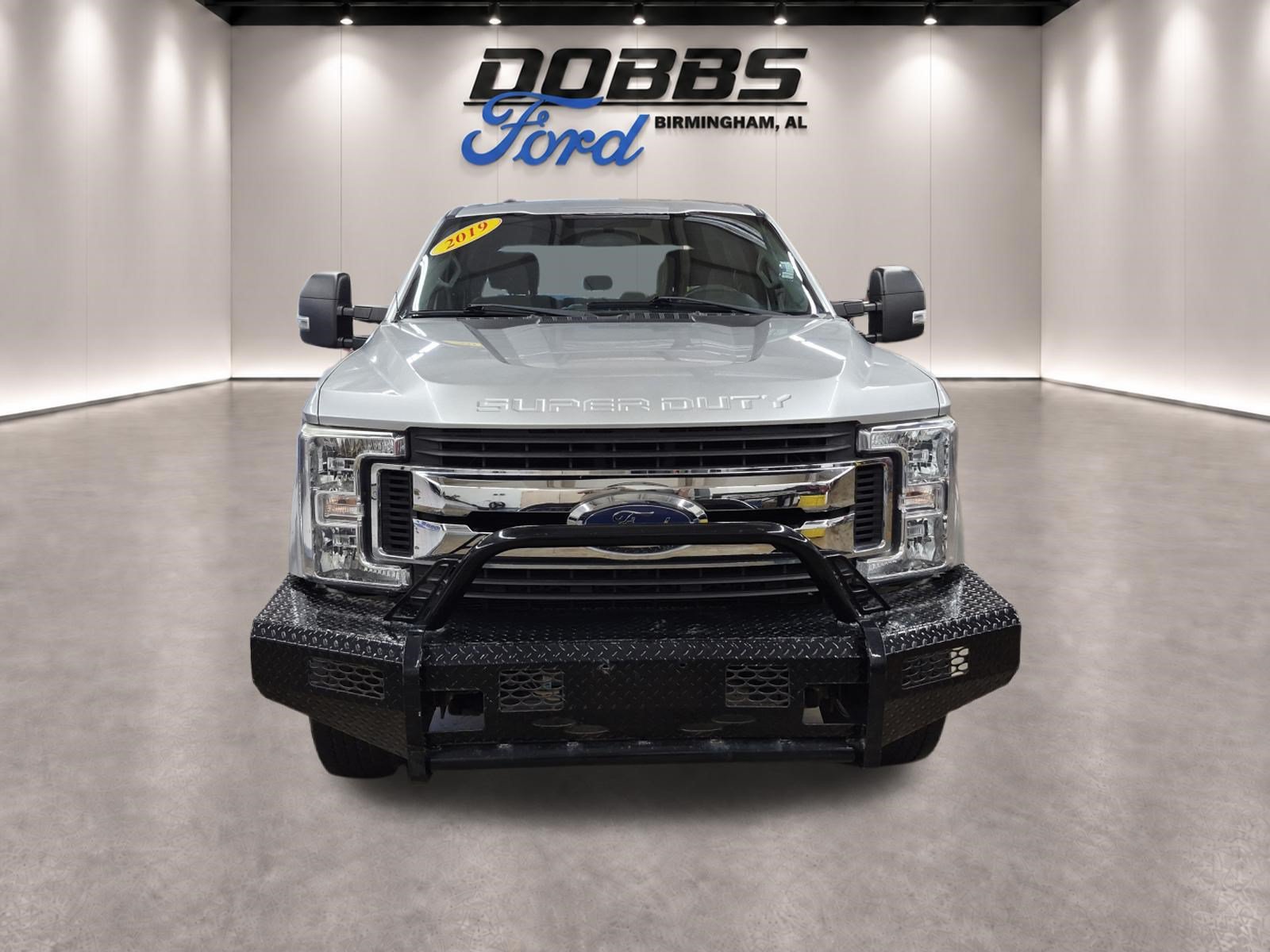 Used 2019 Ford F250 4x4 Crew Cab Super Duty image 2