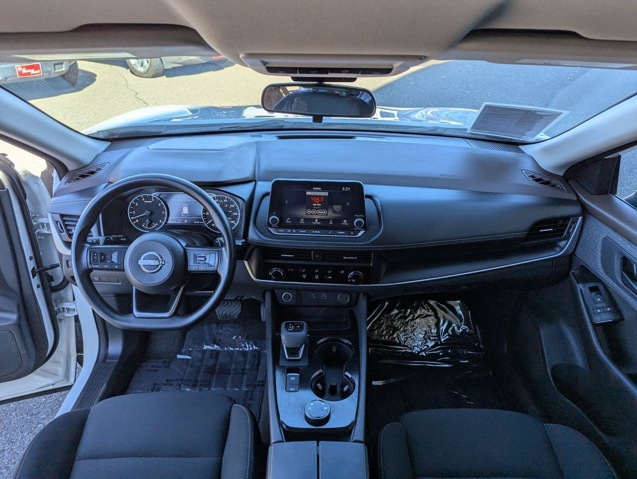 Used 2023 Nissan Rogue S AWD/4WD image 20