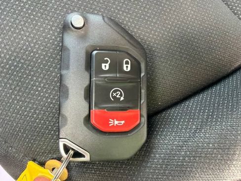 Used 2020 Jeep Wrangler Unlimited Sport S AWD/4WD image 21