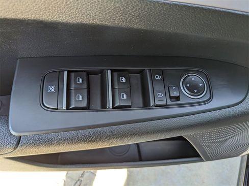 Certified 2024 Kia Forte LX image 20