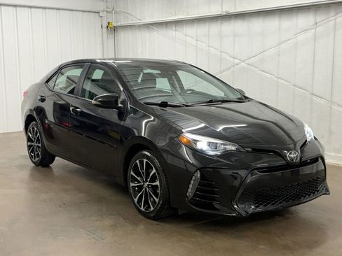 Used 2019 Toyota Corolla SE FWD image 1