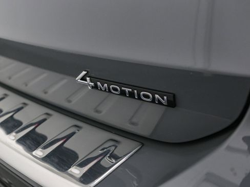 Used 2023 Volkswagen Taos SE image 14