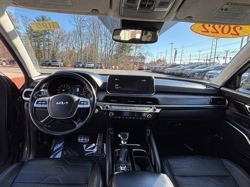 Used 2022 Kia Telluride SX w/ SX Prestige Package image 21