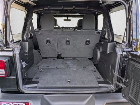 Used 2021 Jeep Wrangler Unlimited Willys image 22