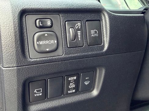 Used 2023 Toyota 4Runner Limited RWD image 27