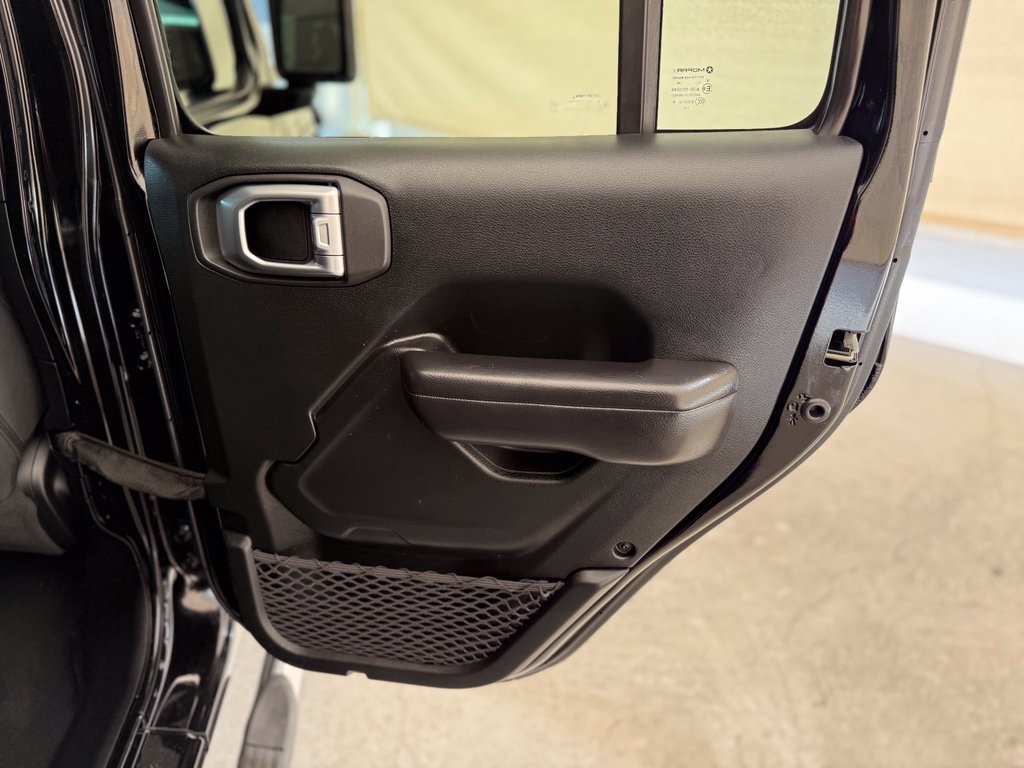 Used 2020 Jeep Wrangler Unlimited Sport AWD/4WD image 15