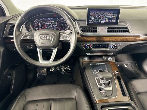 Used 2019 Audi Q5 2.0T Premium Plus w/ Premium Plus Package AWD/4WD image 28