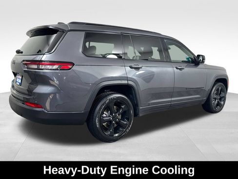 Used 2024 Jeep Grand Cherokee L Altitude AWD/4WD image 12