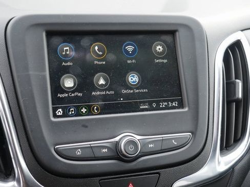 Used 2019 Chevrolet Equinox LT image 18