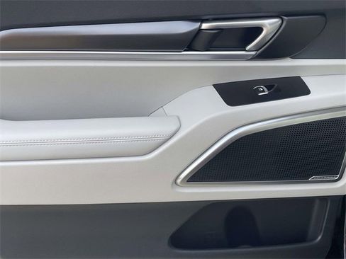 New 2025 Kia Telluride S image 26