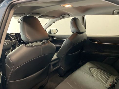 Used 2023 Toyota Camry SE image 14