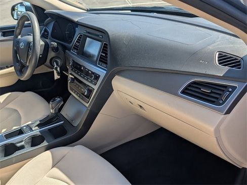 Used 2016 Hyundai Sonata SE image 14