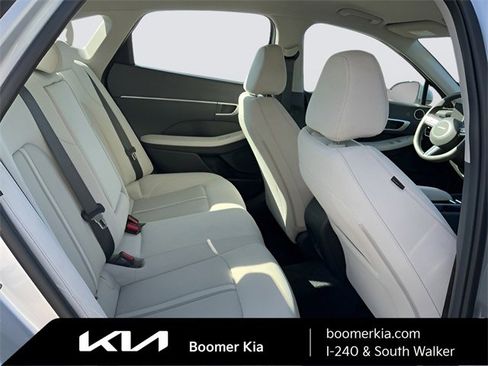 Used 2025 Hyundai Sonata SEL image 12