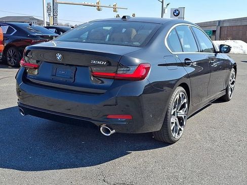 Used 2026 BMW 330i xDrive Sedan w/ Premium Package AWD/4WD image 4