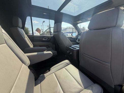 Used 2022 GMC Yukon SLT w/ SLT Premium Package RWD image 29