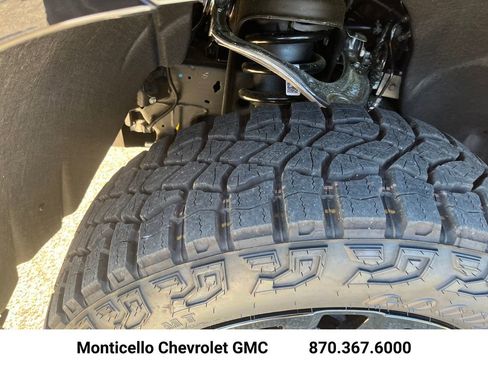 New 2026 Chevrolet Silverado 1500 Custom Trail Boss w/ Midnight Edition image 28