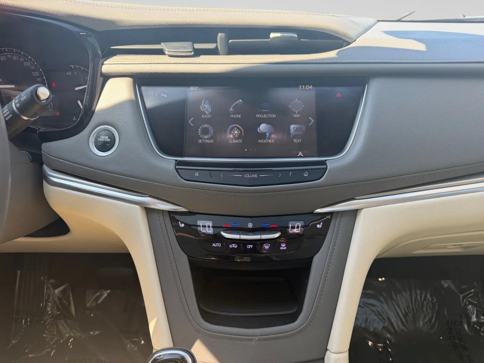 Used 2018 Cadillac XT5 Luxury AWD/4WD image 19